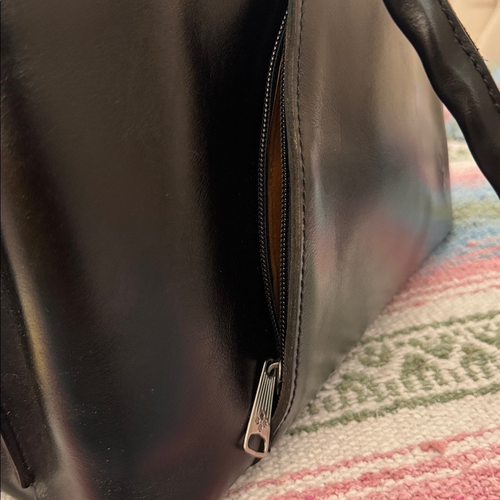 NWOT Patricia Nash Marion Tote in Vintage Parisian Floral Tooled Black - Picture 16 of 16